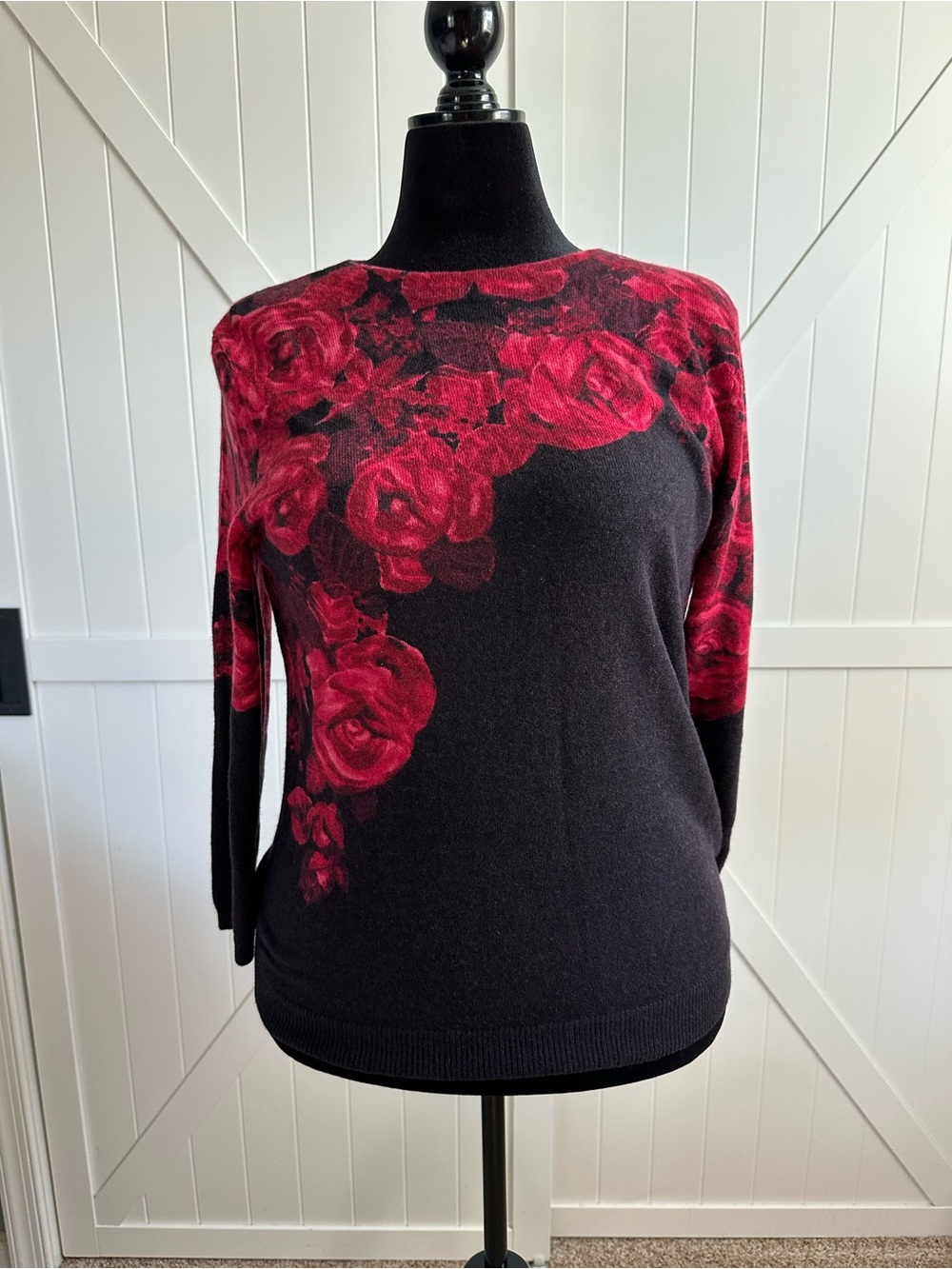 Talbots XL 100% Cashmere Sweater Black Red Rose Floral Pure Cashmere